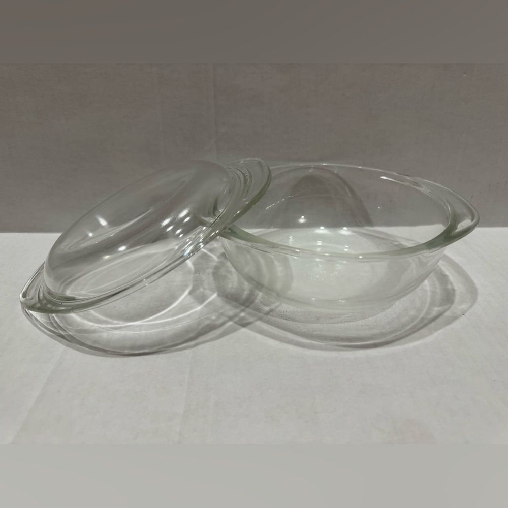 Vintage PYREX 1 QT Clear Glass Round Casserole Baking Dish 022 Glass Lid 682-C